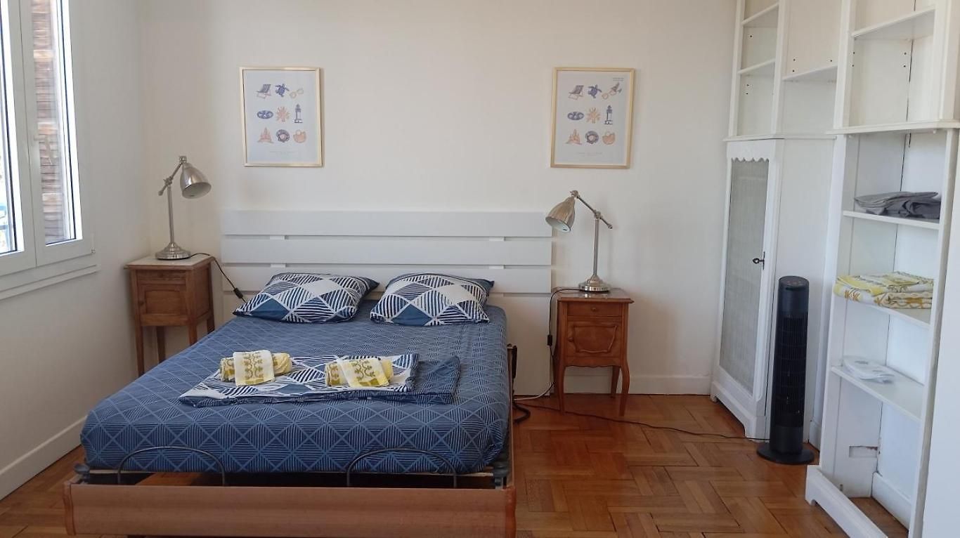 Guest house Fantastic View ! Private Bedroom In A Family Apartment, Private Bathroom, Shared Kitchen And Living Spaces