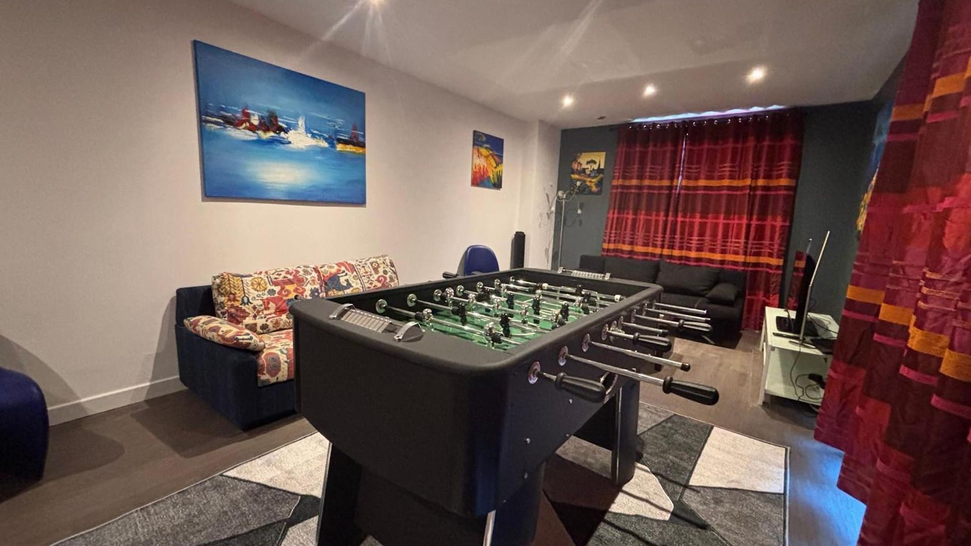 Beautiful With Sea & Mountain View And Pool Holiday home
