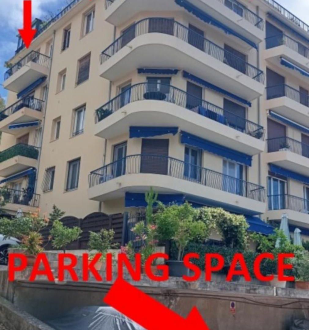 Fantastic View ! Private Bedroom In A Family Apartment, Private Bathroom, Shared Kitchen And Living Spaces 3* Nice