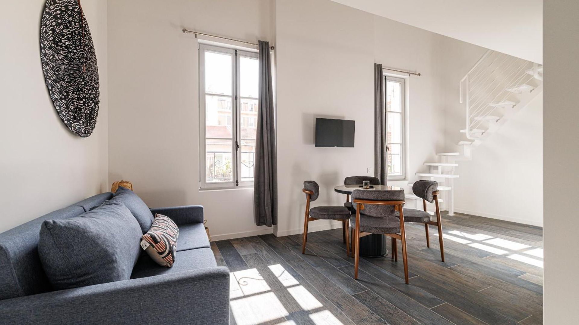 Maison Asteria Aparthotel 3*