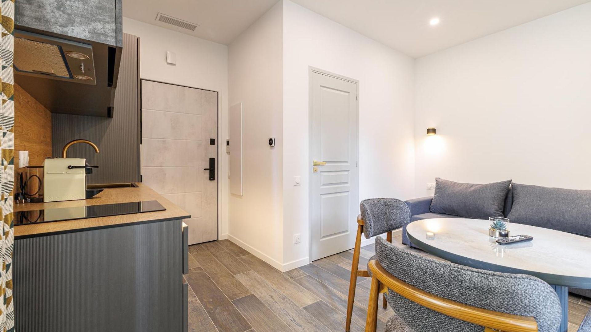 Maison Asteria Aparthotel 3*
