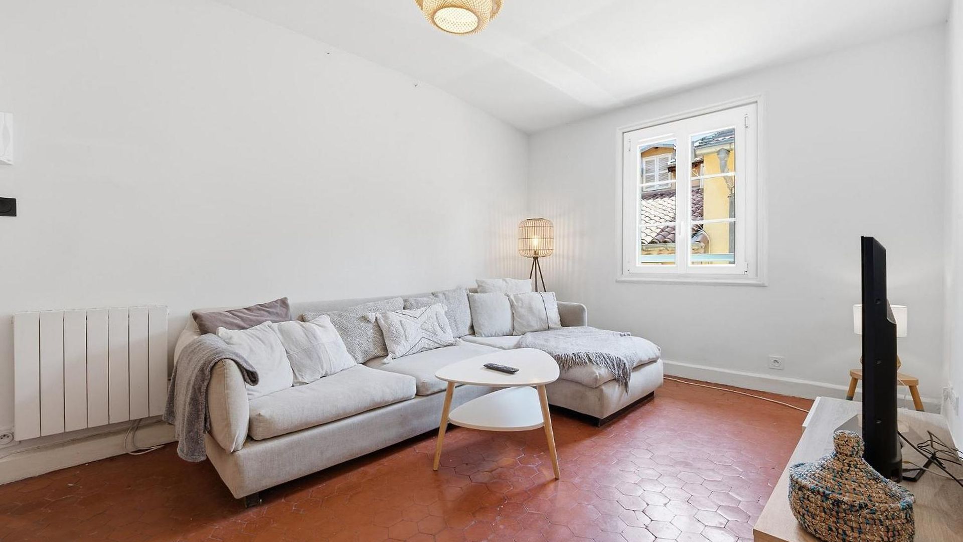 Old Town - 2 Bedroom Ac * Nice