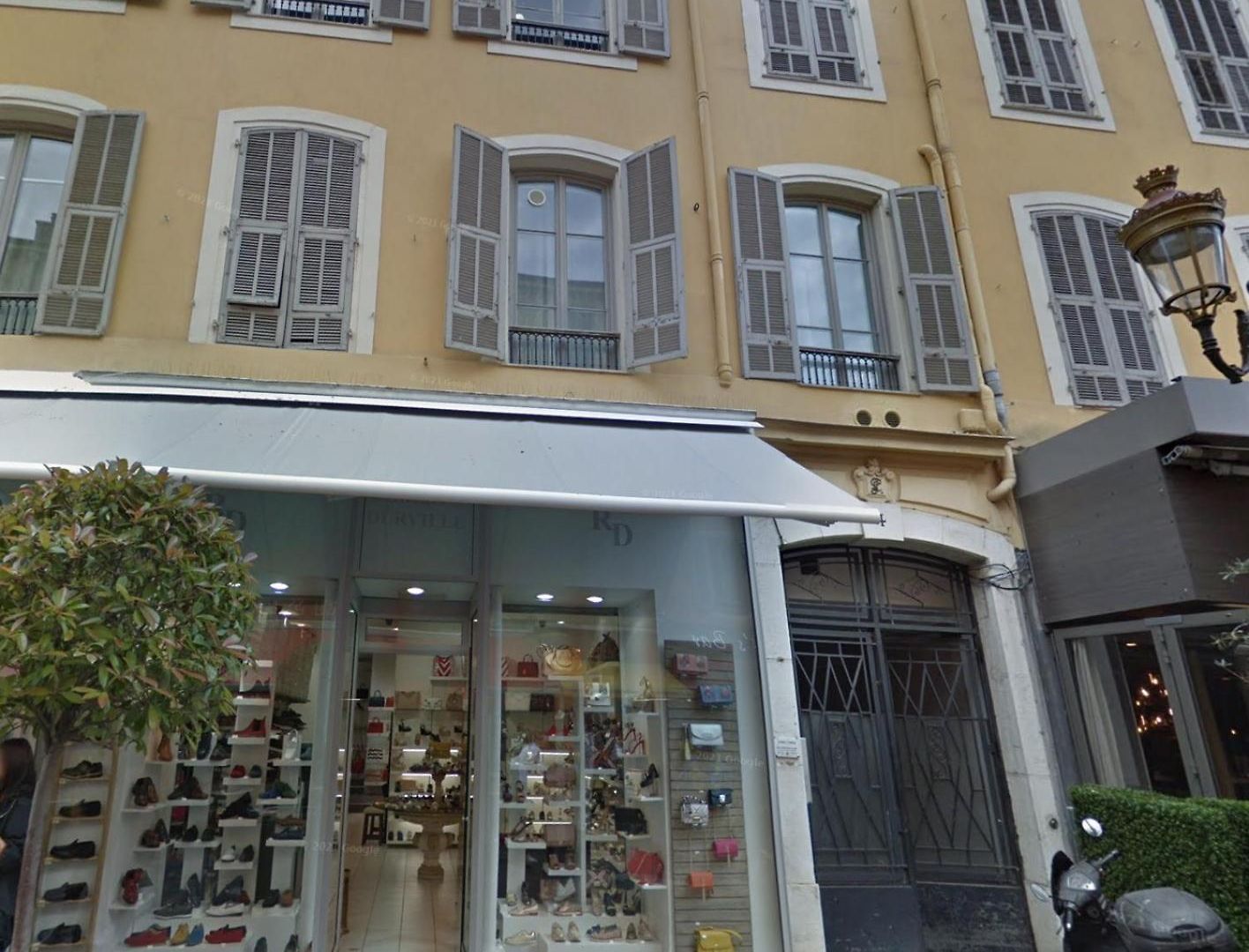 Carre D Or 2 Pieces Climatise Proche Apartment Nice