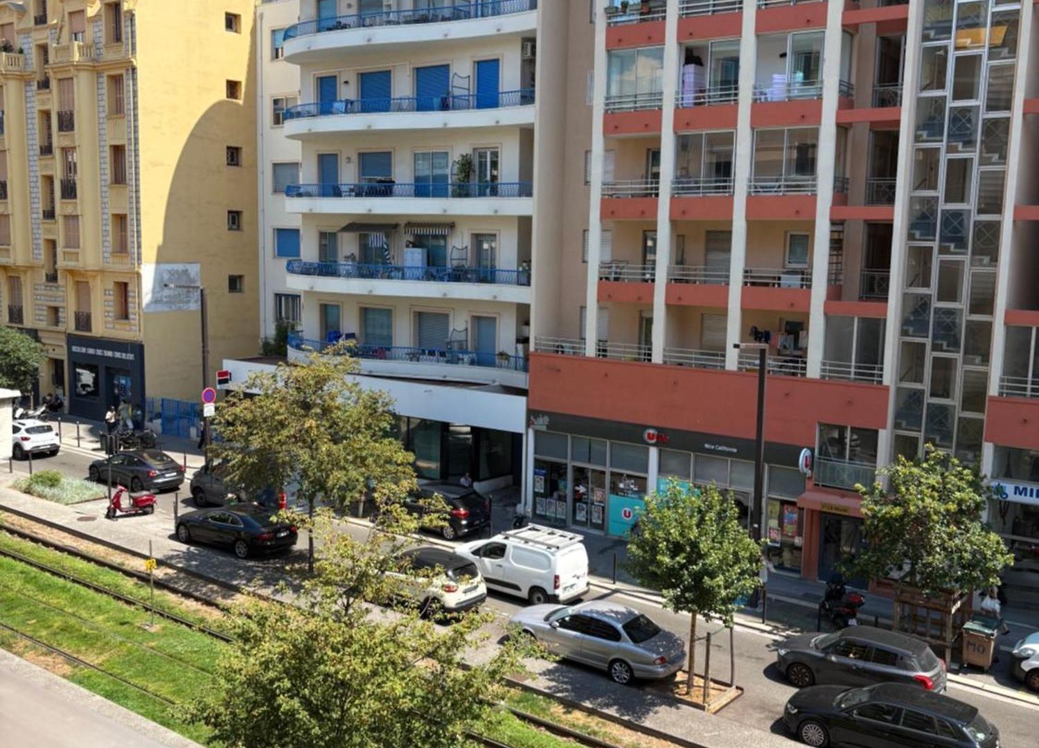 Apartment Tres Joli Apparemment A 50 Metres De La *