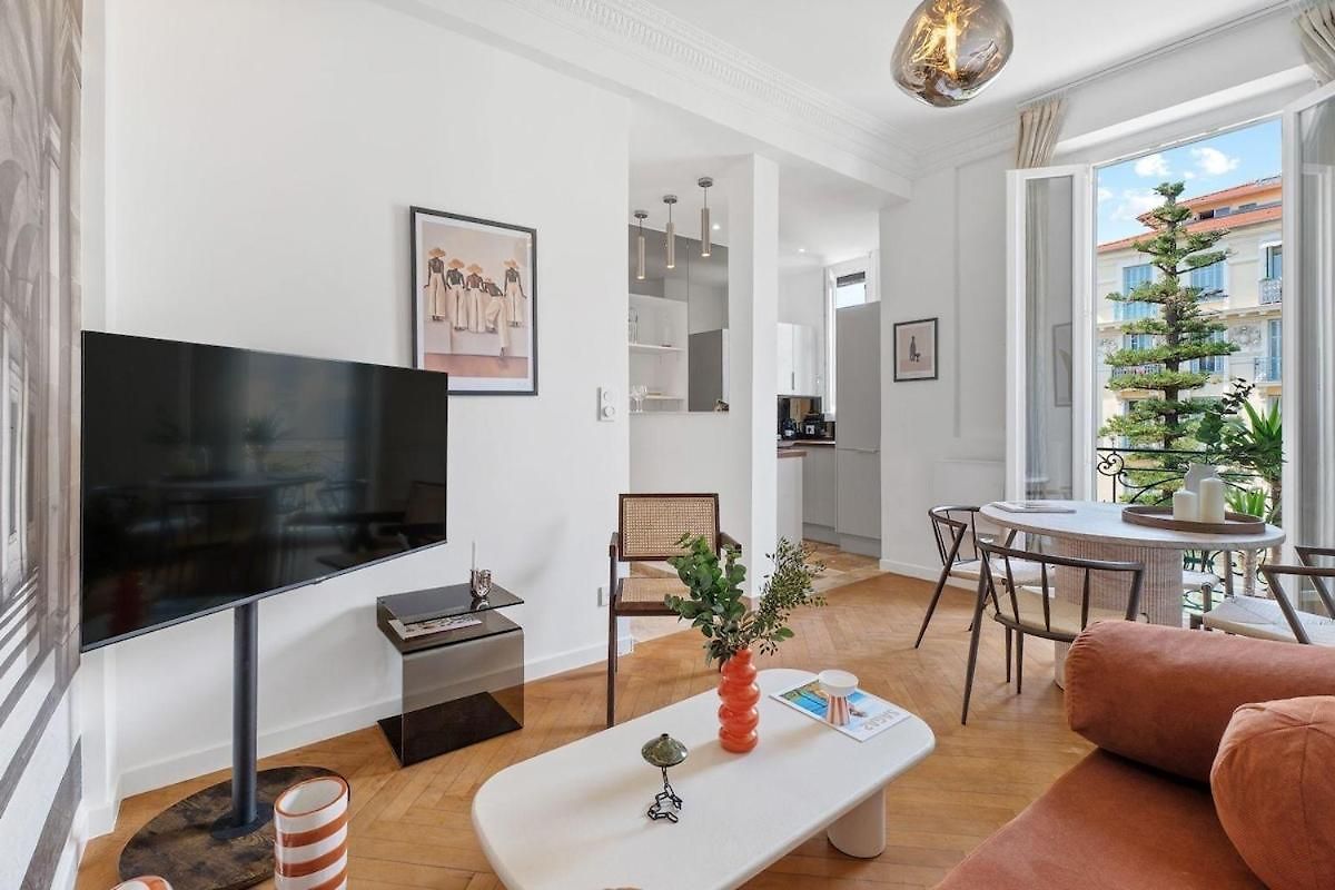 For 4-people Citycenter Apartment