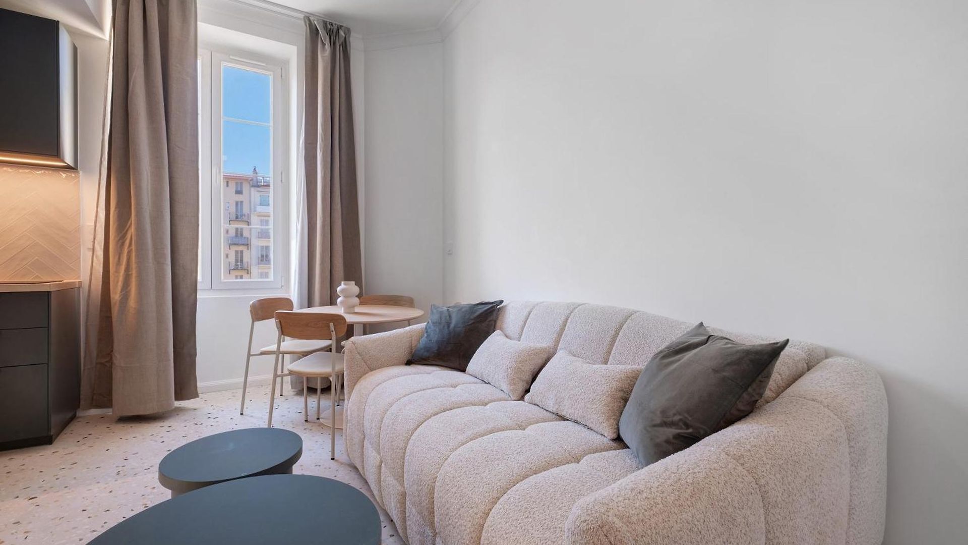 Apartment Carre D'or