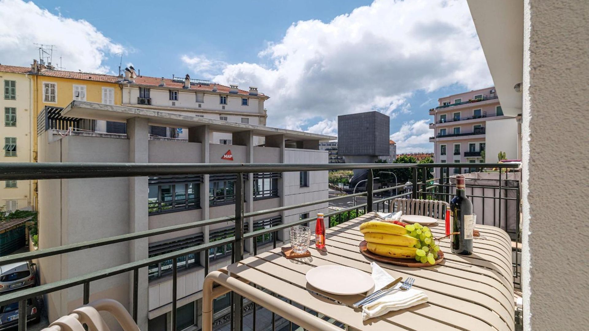 Carabacel - One Ac And Balcony Apartment Nice