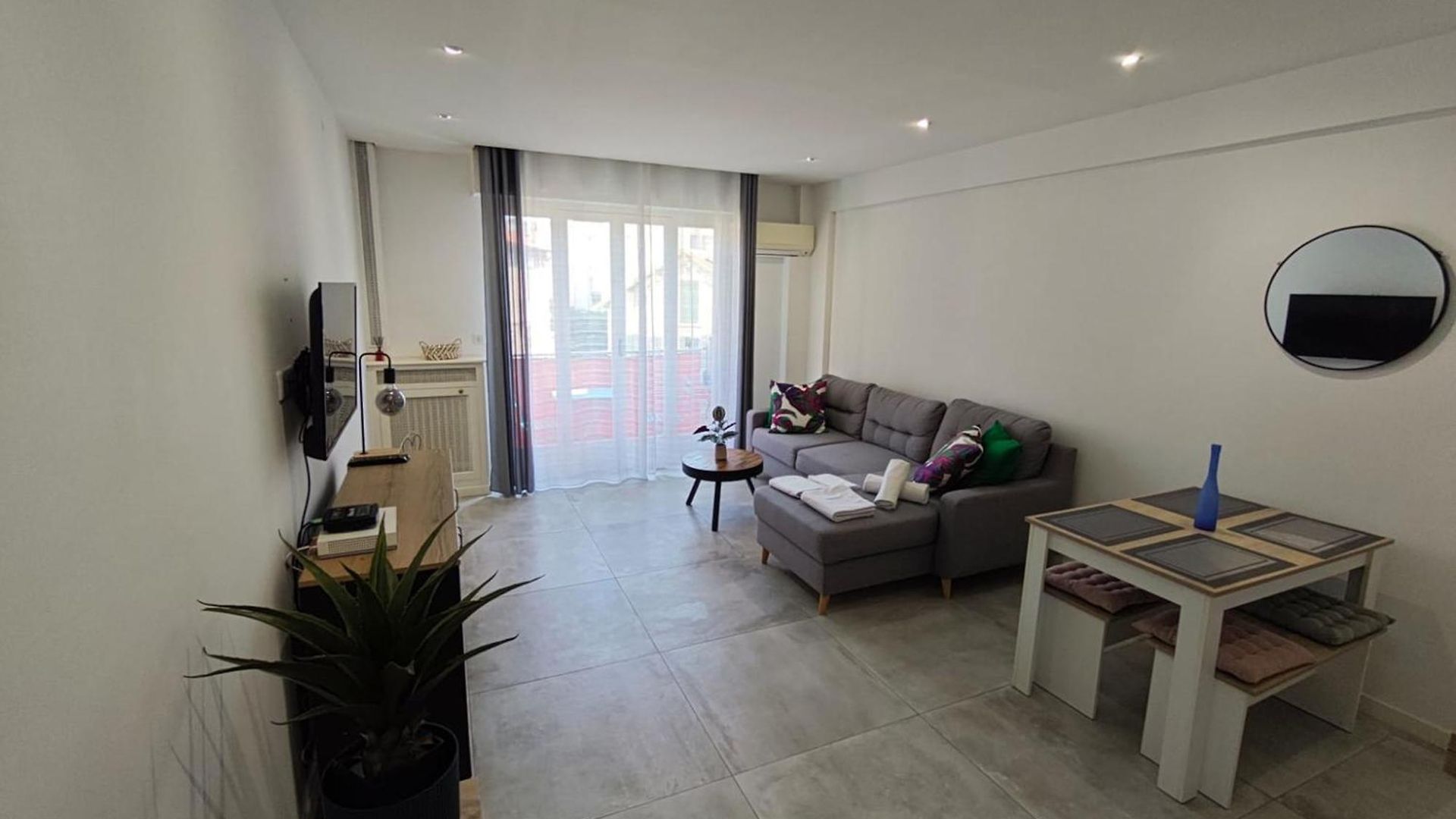 2 Calme & Lumineux Proche Tram Apartment