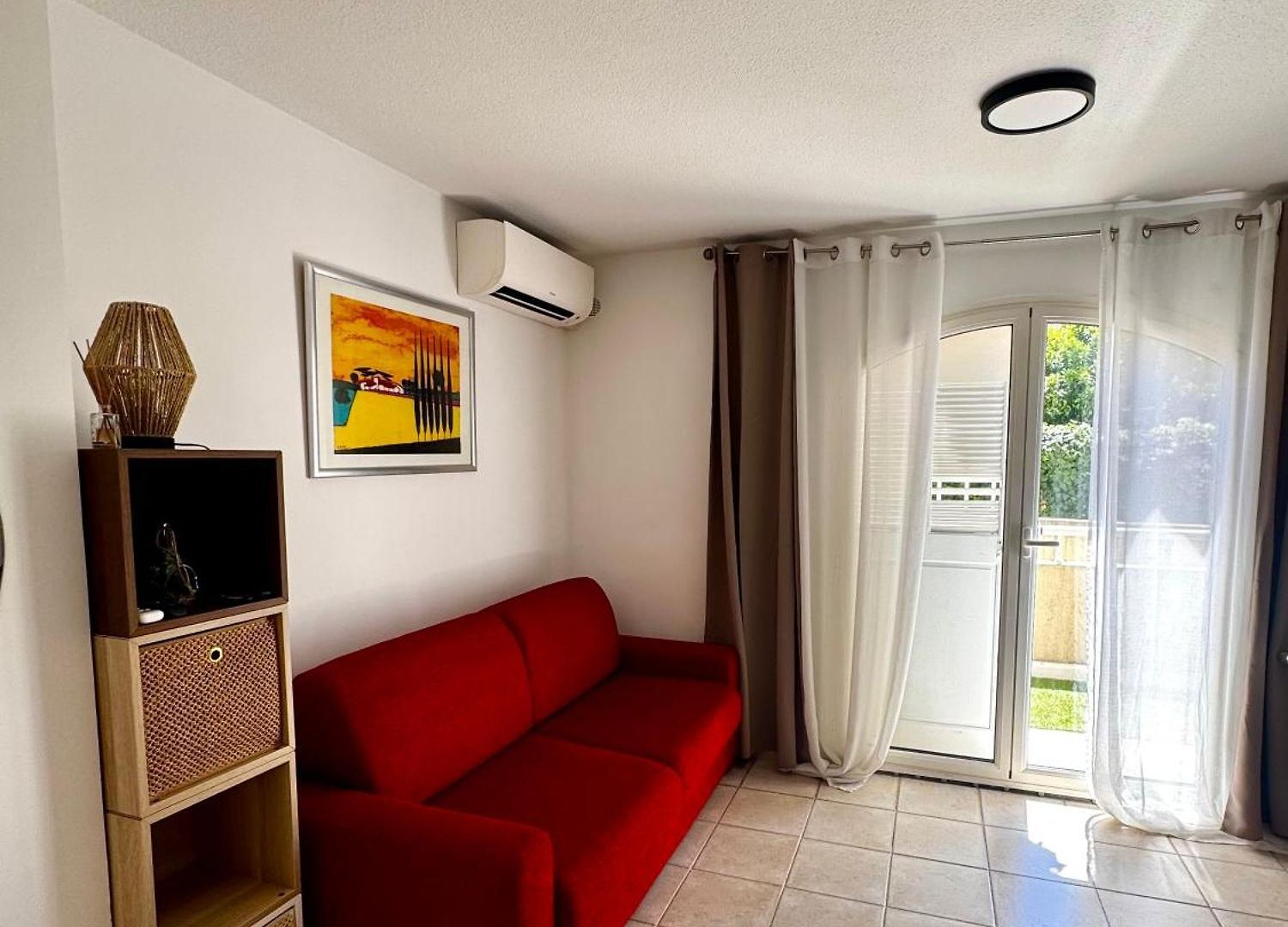 - Cosy Le Rouge Avec Terrasse