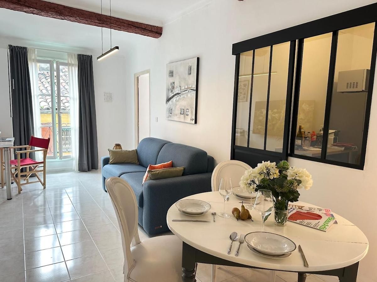 Cathedral View - Heart Of Vieux Apartment *