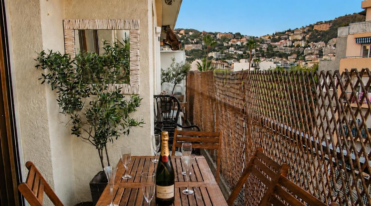 Apartment Sunny Terrace With Great View- Port, & Garibaldi- 3