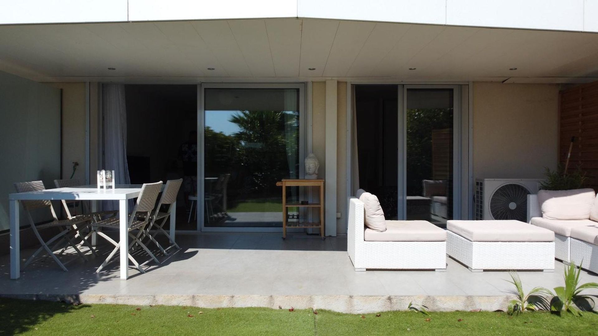 Apartment Avec Jardin Et Piscine