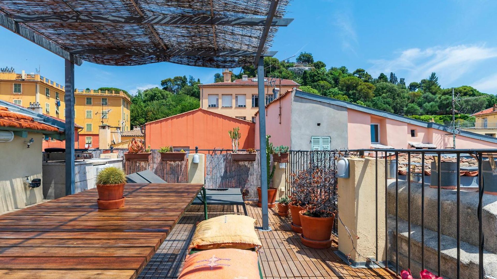 Old Town, Floor, Sun Deck Terrace With Large Sea Views Apartment