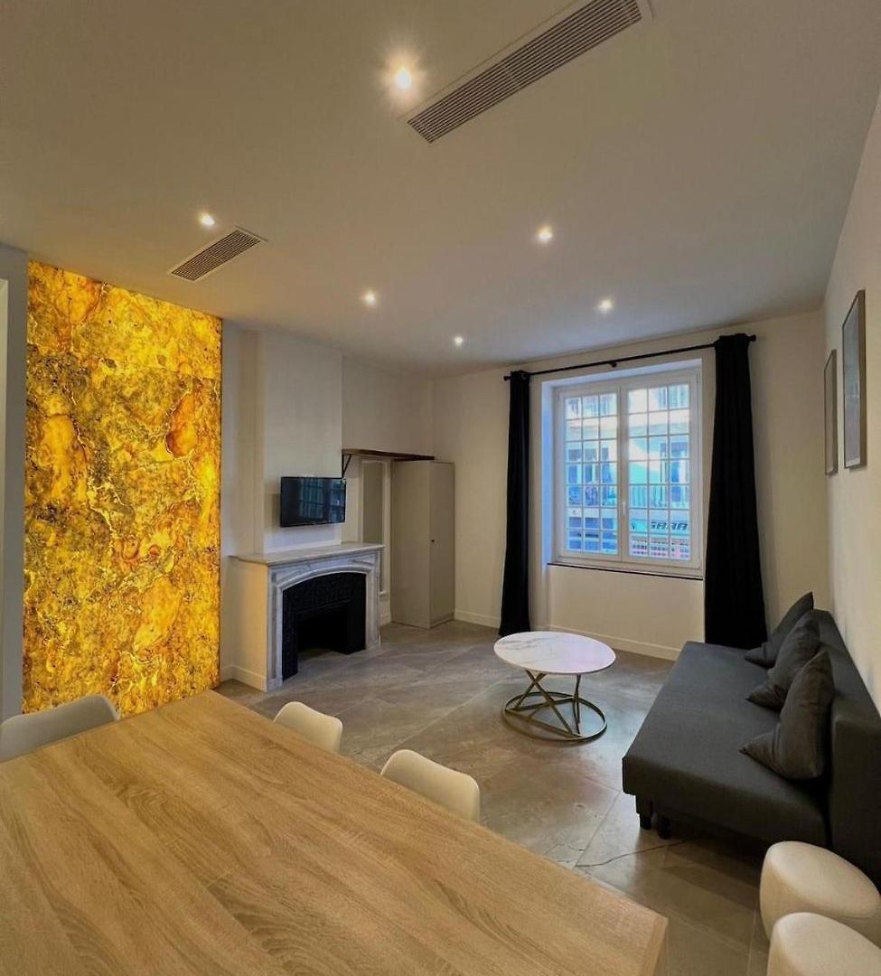 Joli Appartement Avec Jardin, 2 Chambres, Centre Ville De Nice