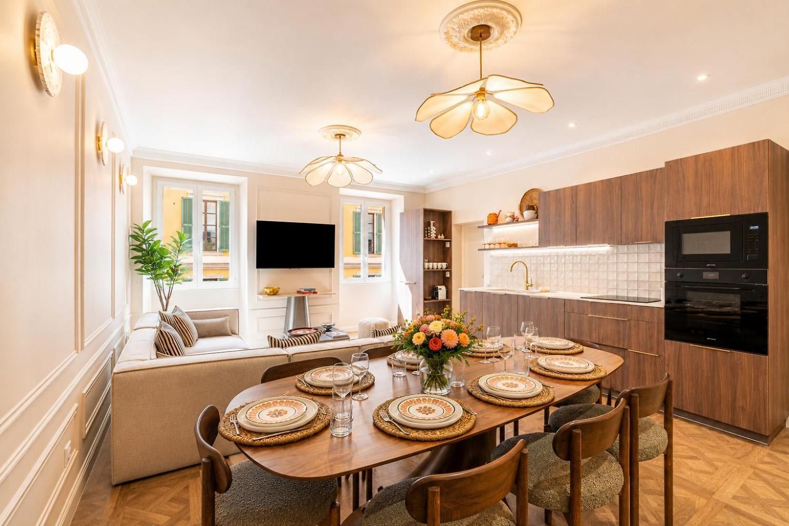 Old - Luxury New 5br - Sleeps 12 - Ac Apartment *