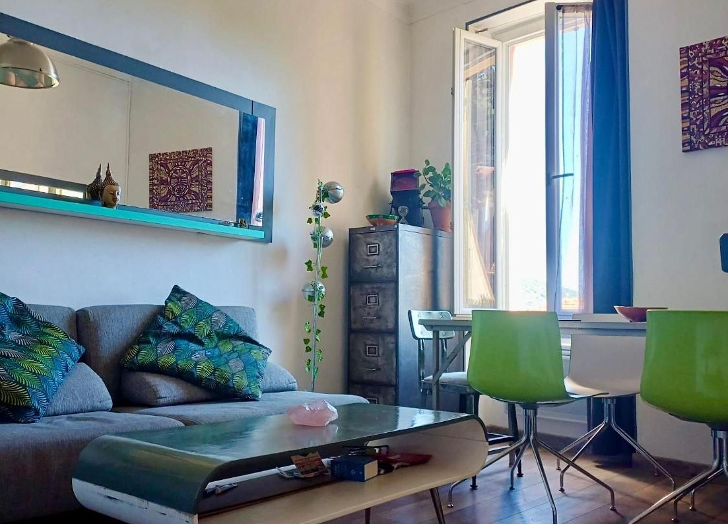 2p Renove Dans Bel Immeuble Nicois De Caractere * Nice