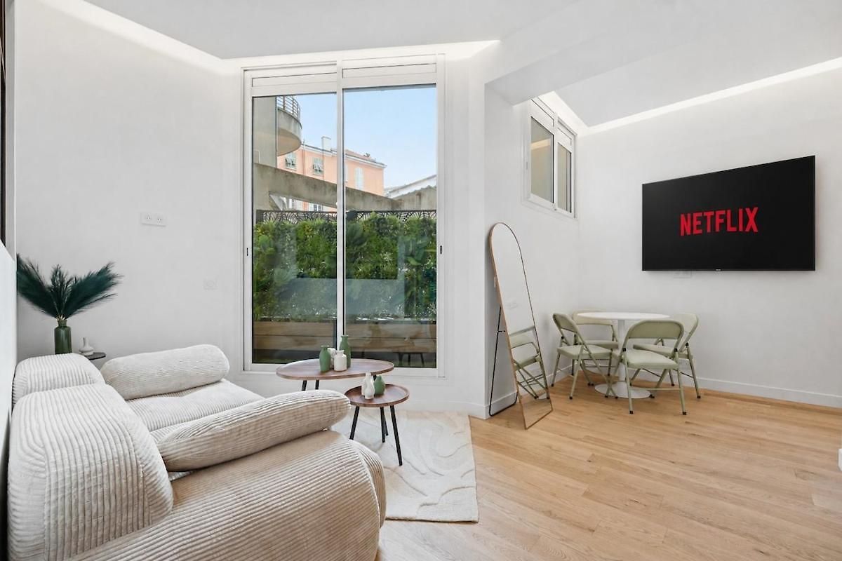 One Bedroom Cozy New Ac Wifi Apartment