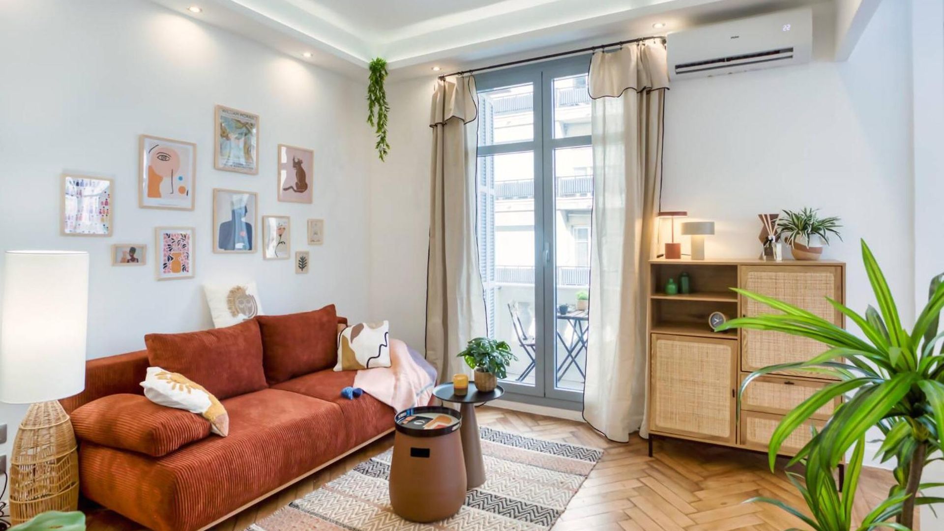 L23 Staywizus - 1 Bdr Shakespeare 2 Balconies - Clim & Wifi *