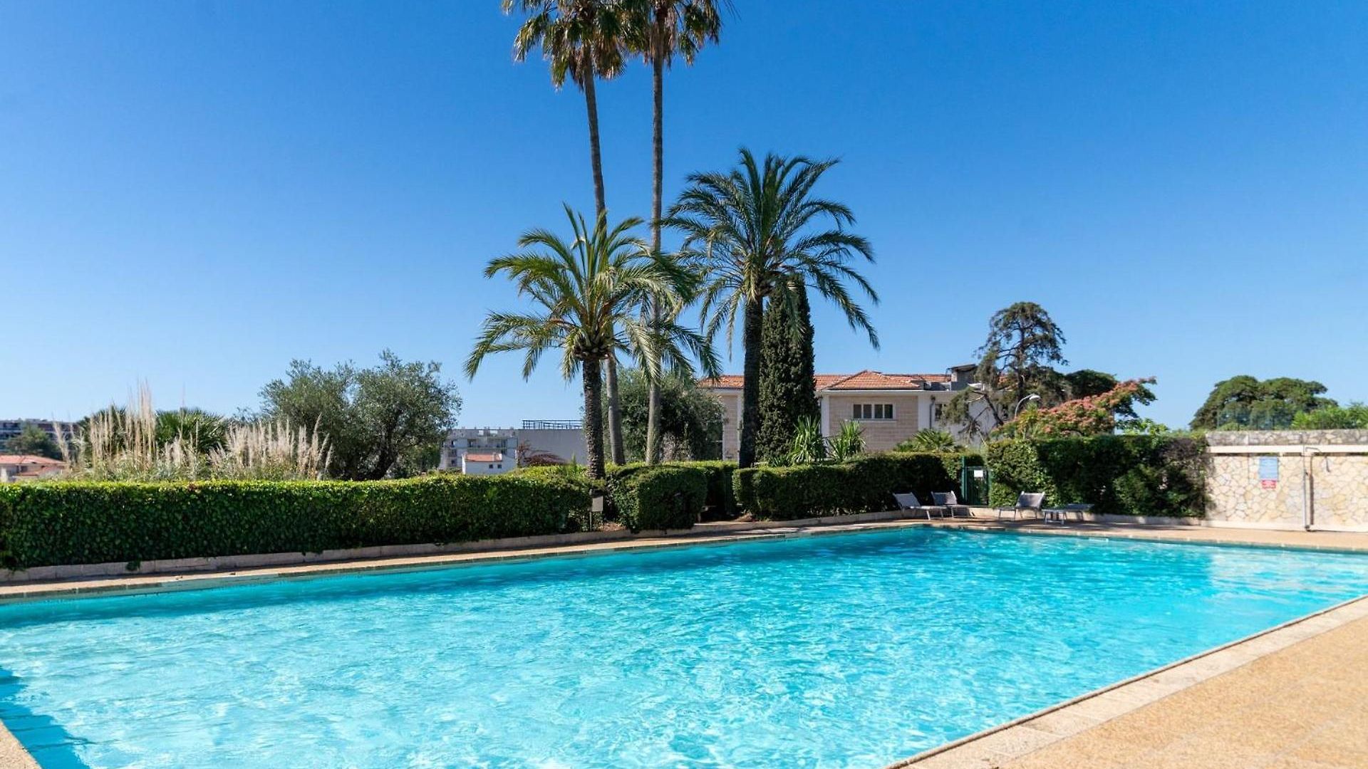 Apartment Piscine Balcon Et Calme Nice