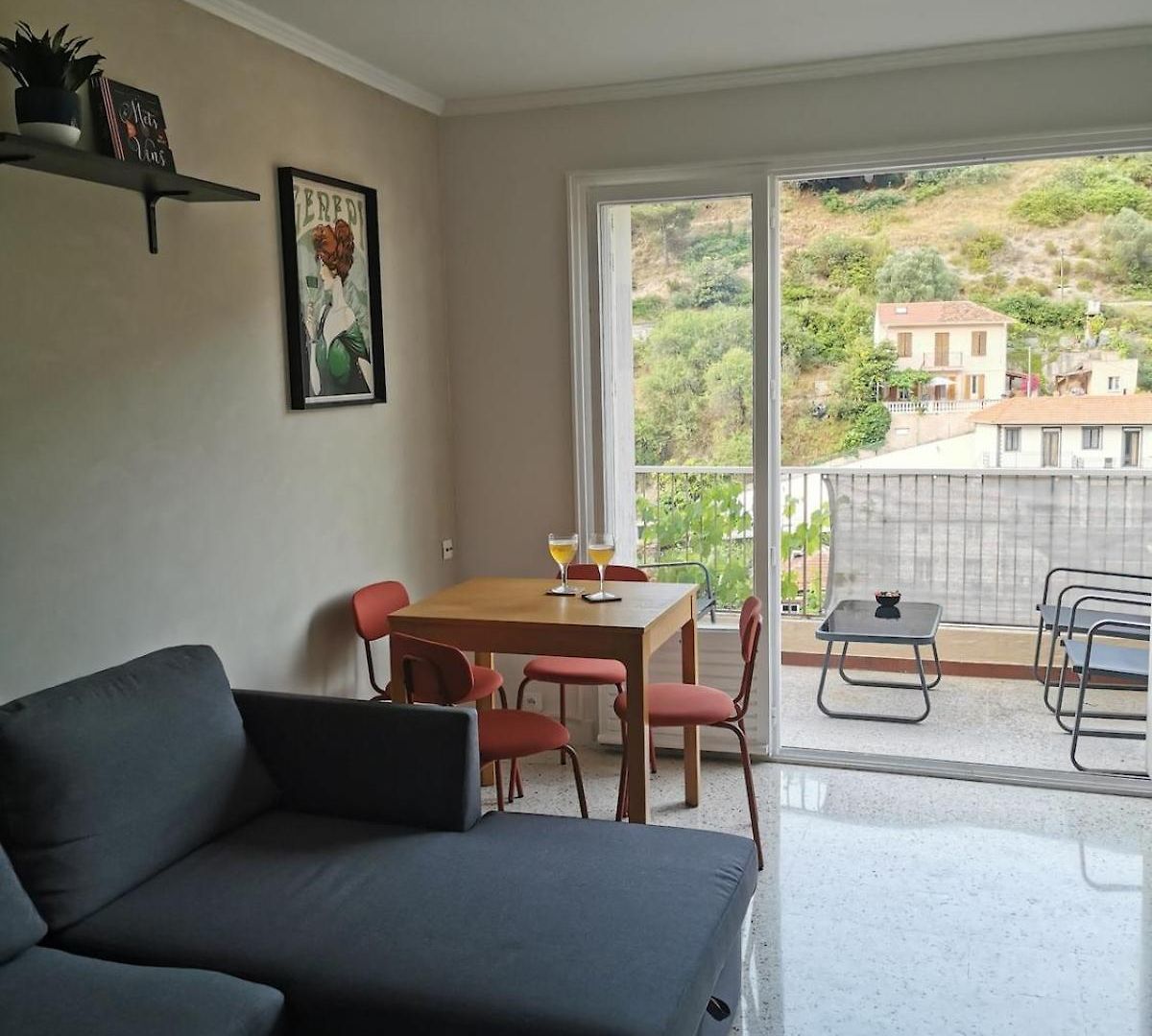 Apartment Looking For Space - 3 With Terrace *
