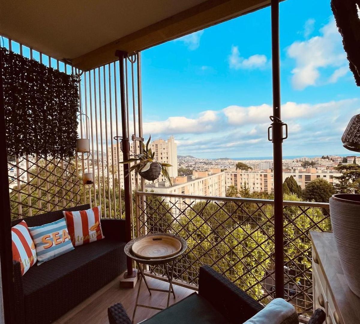 Sunny Nice