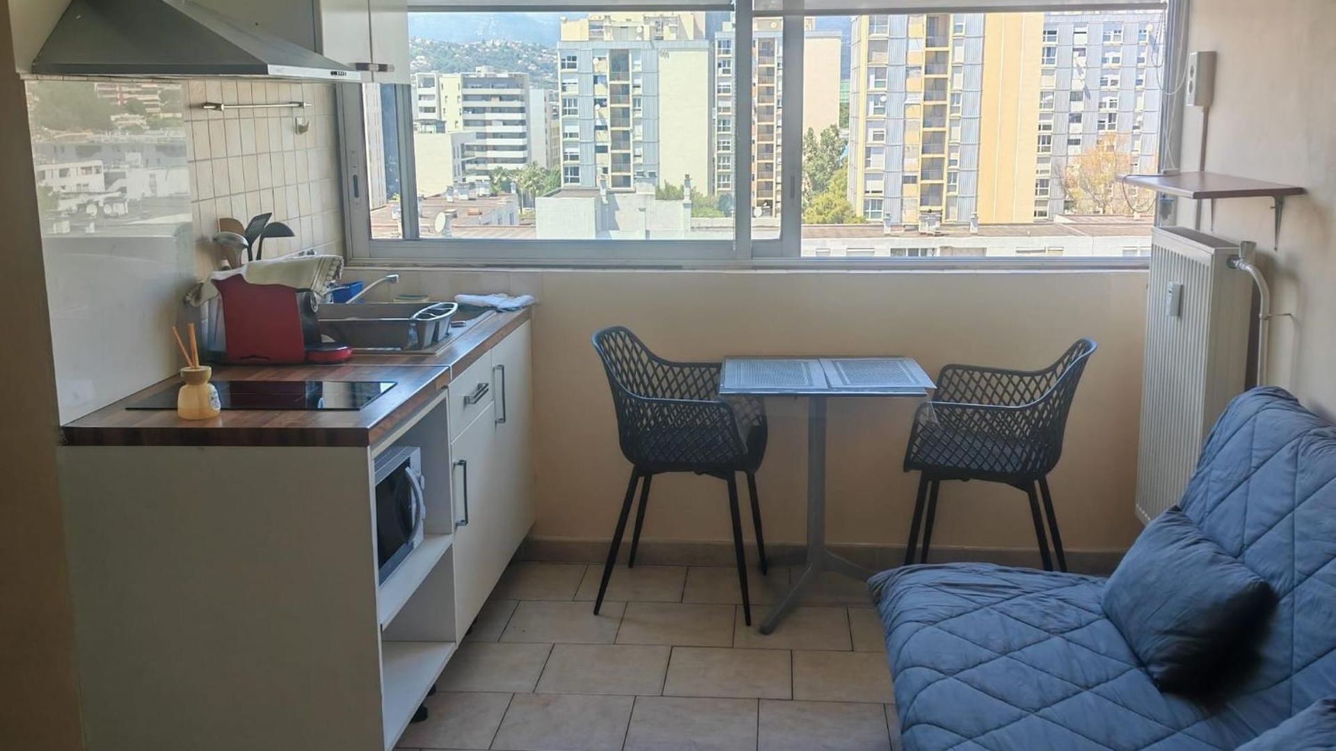 Carlos Goncalves Apartment