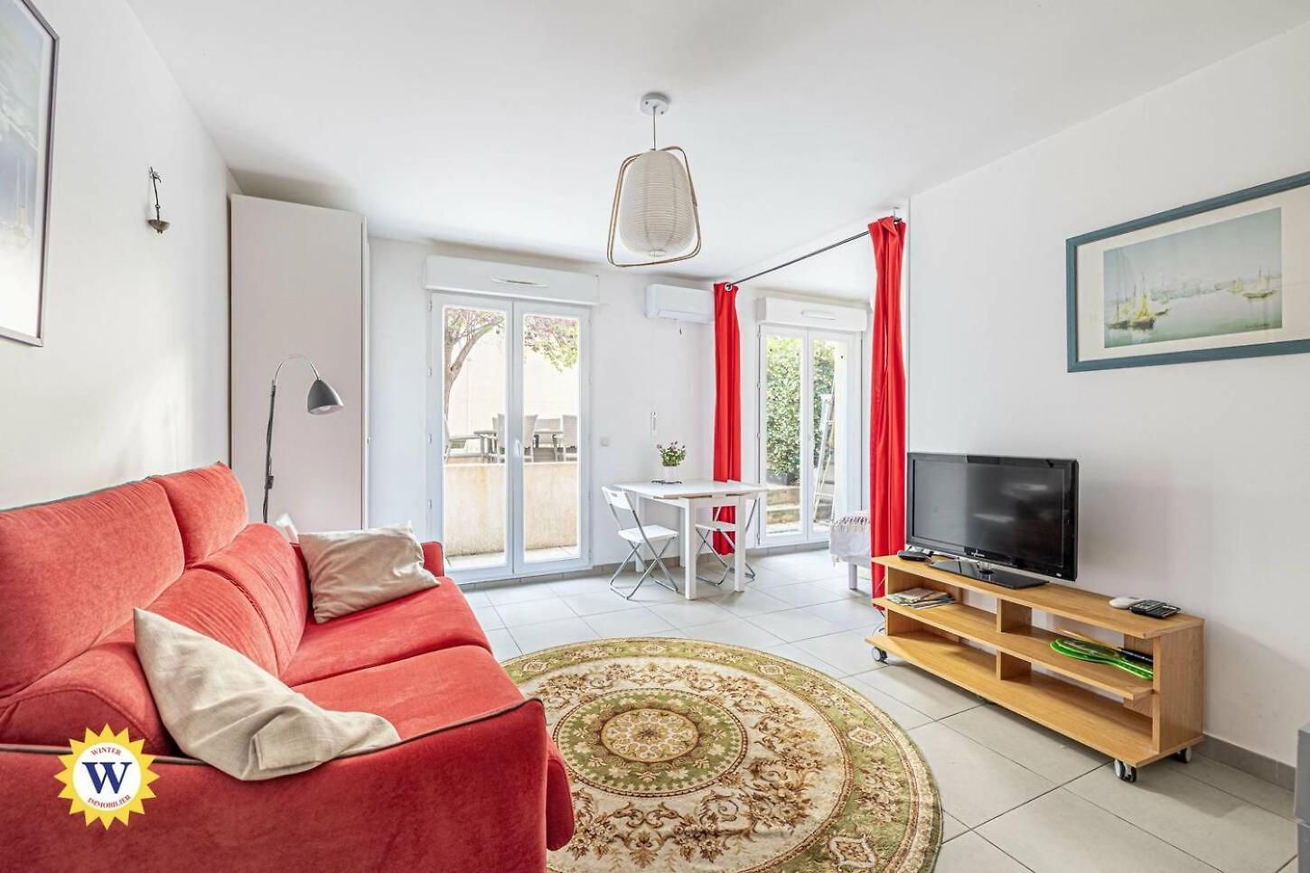 Apartment Avec Terrasse-jardin Au Centre De Nice