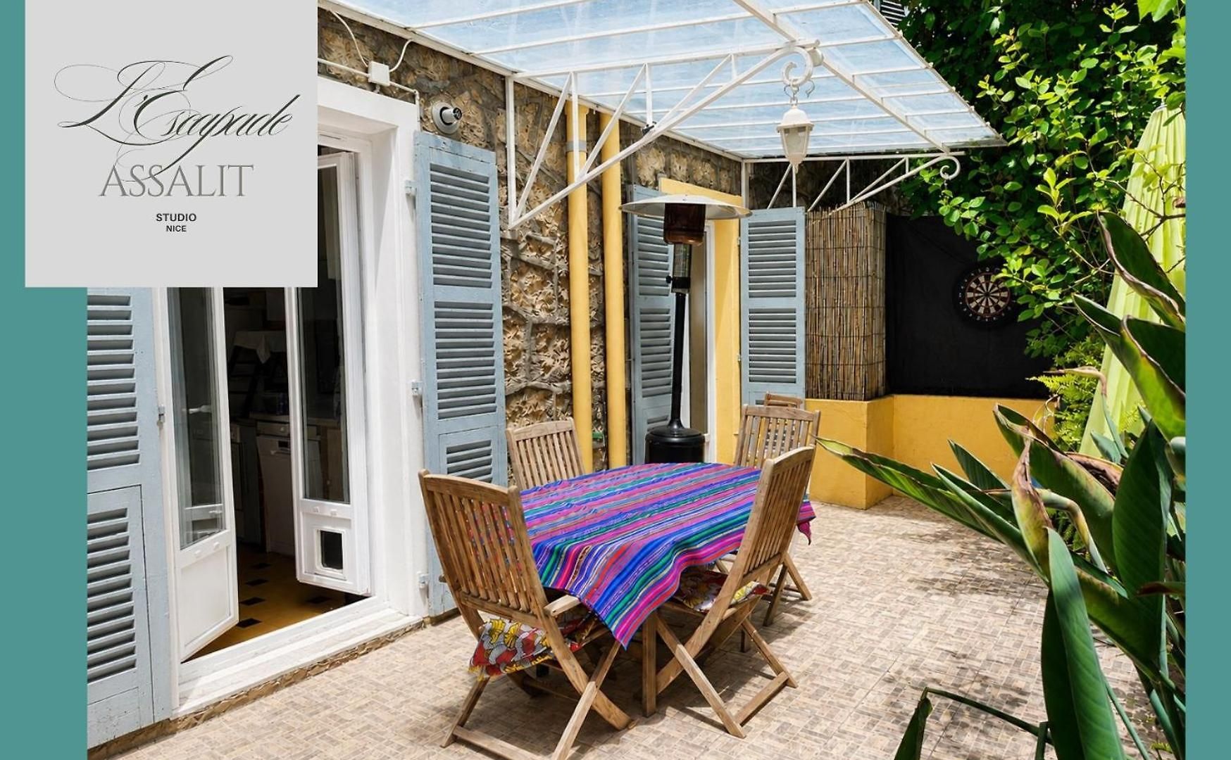 L'escapade Assalit Apartment
