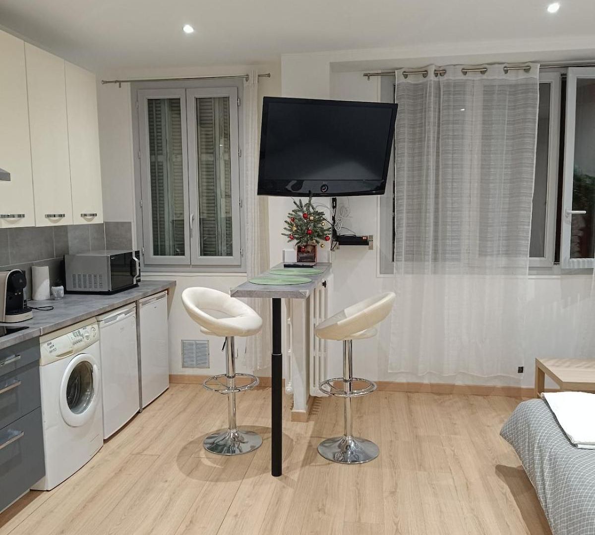 Apartment Garibaldi Near Port And Place Du Pin Nice
