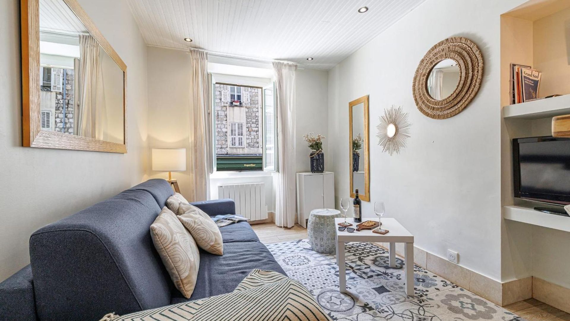 My Casa - Bonaparte 17 - Superb Old Town