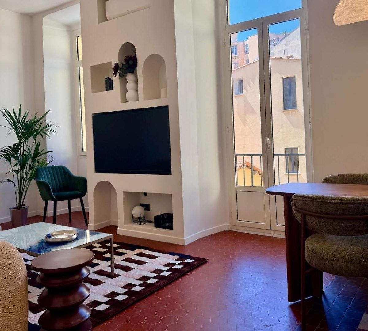 Apartment La Girelle - Bright And With A Balcony - Port Of *