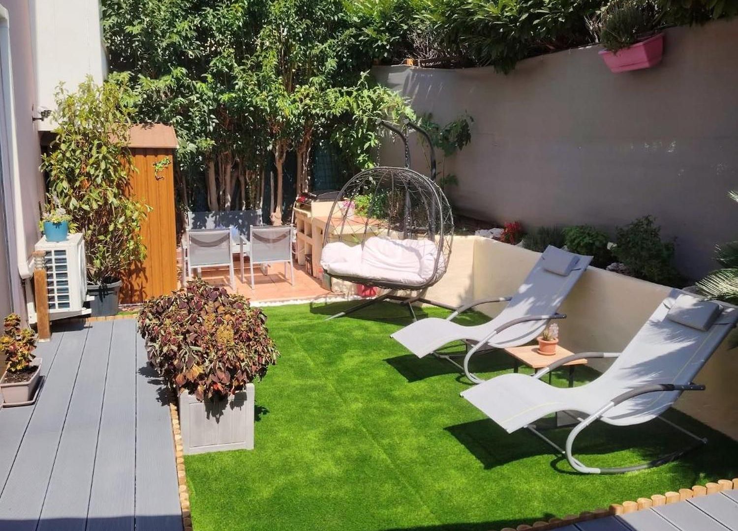 3 P Jardin, Piscine, Stationnement - Collines Nicoises Apartment *