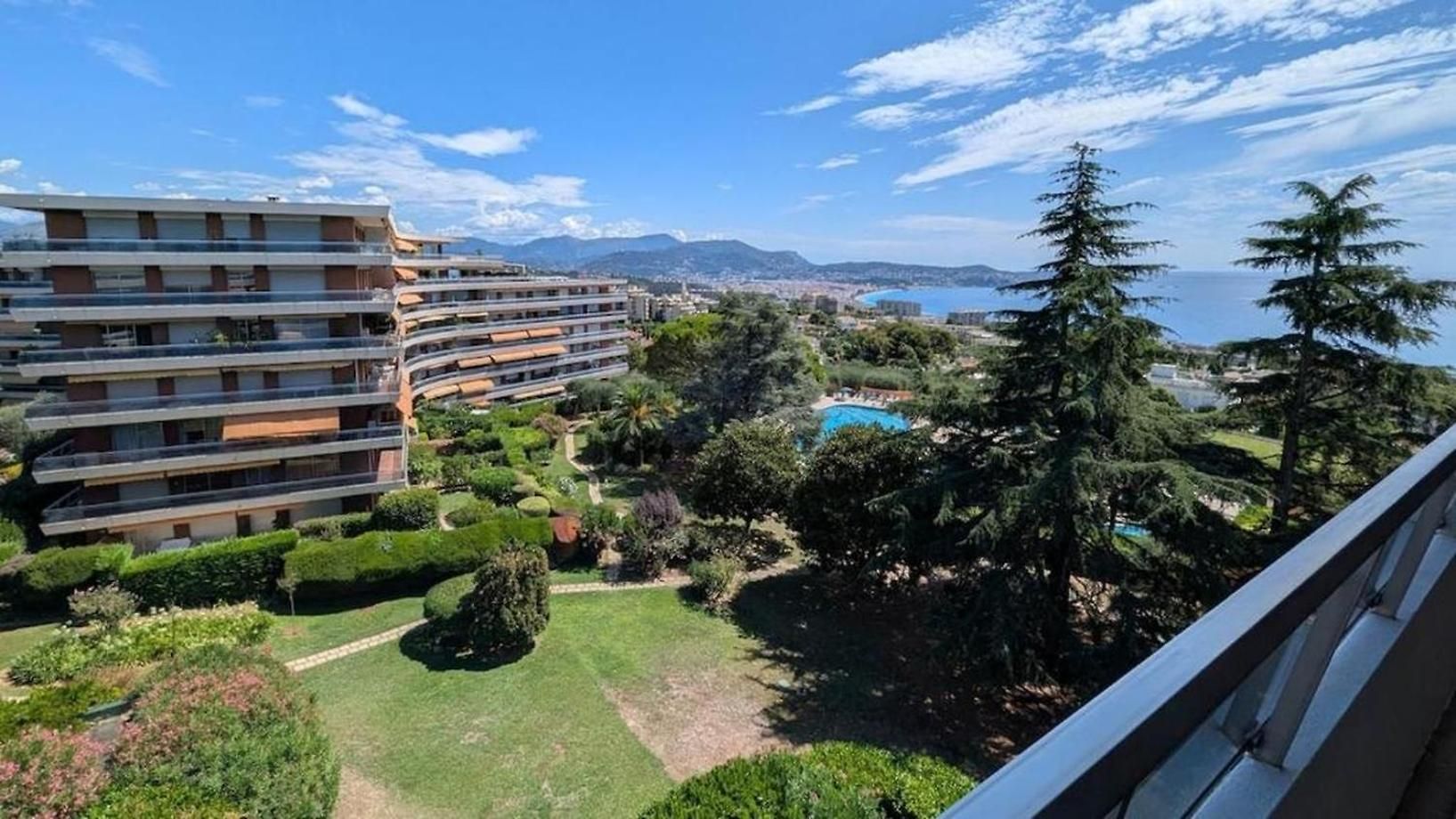 Apartment Large Terrace, Sea View, Pool, Floor, 1bedroom, Air-conditioned, Parking *