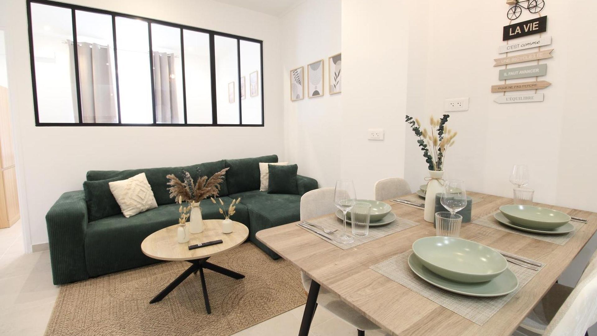 Apartment Calm Elegant In The Heart Of Nice