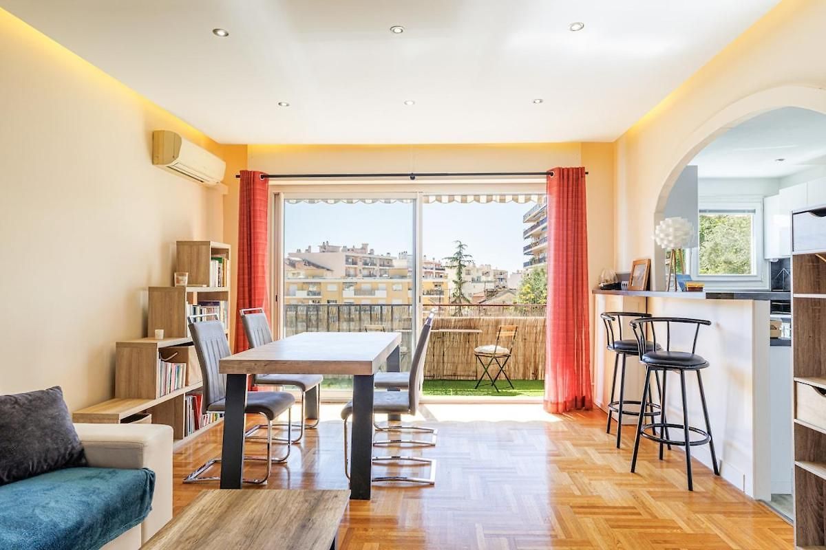 Spacieux T3 Avec Balcon Confort Et Convivialite *