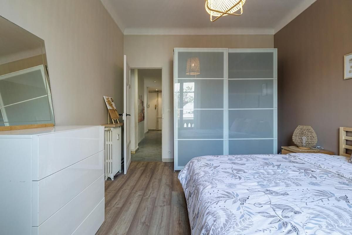 T2 Avec Balcon Apartment *