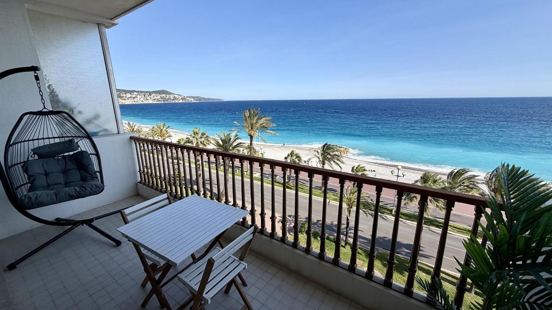 Incredible Seaview On Promenade Apartment
