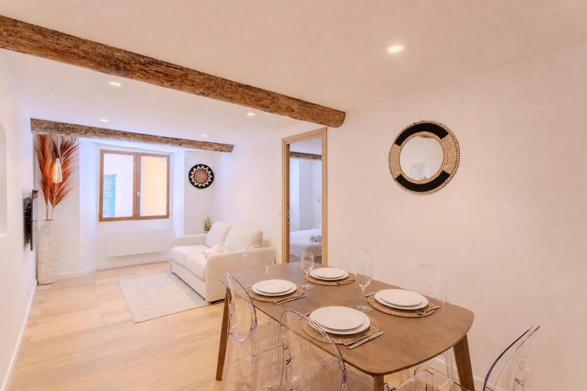 La Draperia - Patio & 2 Bedrooms - Vieux Apartment *