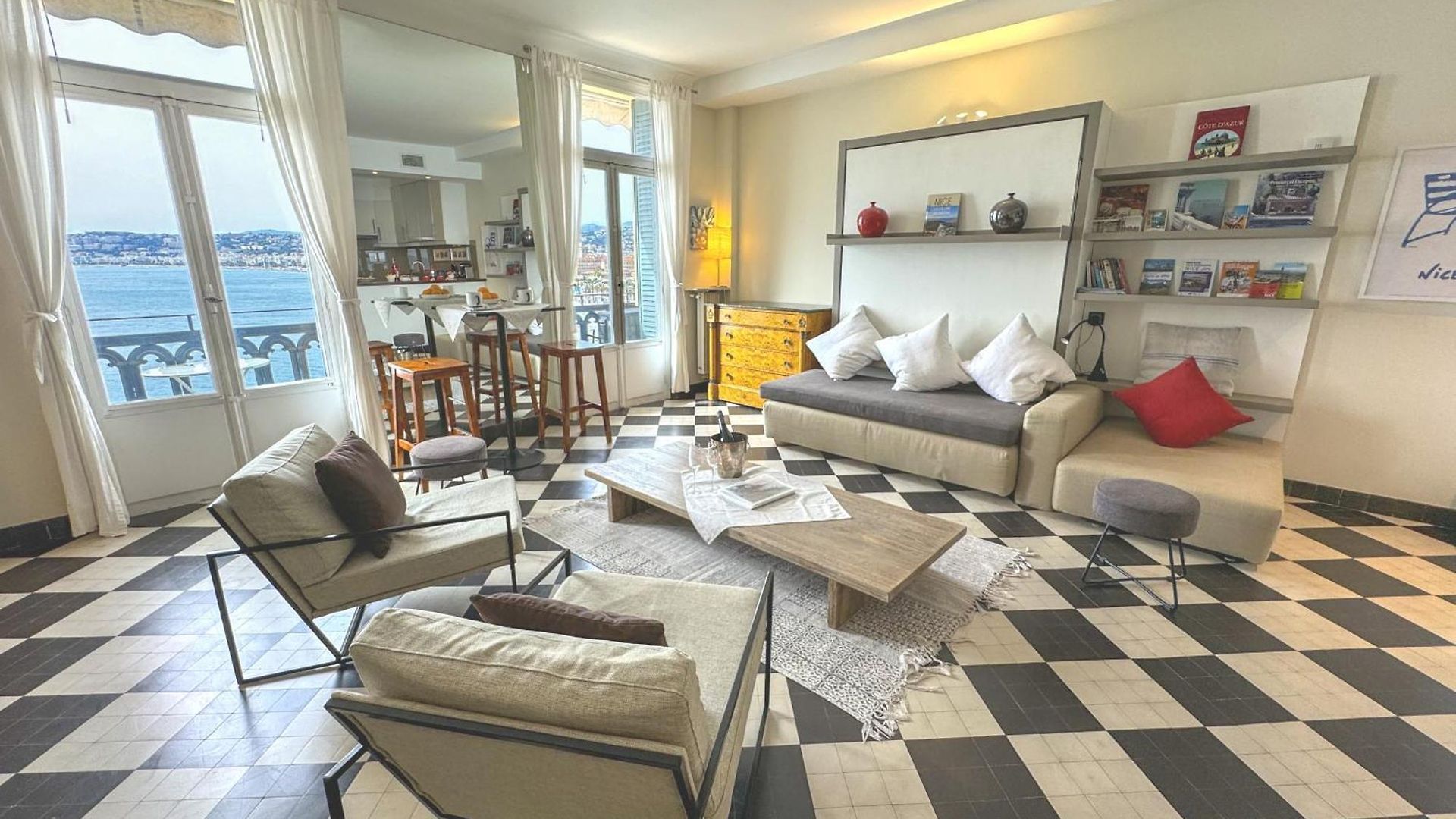 Exceptional Sea Front French Riviera Apartment *