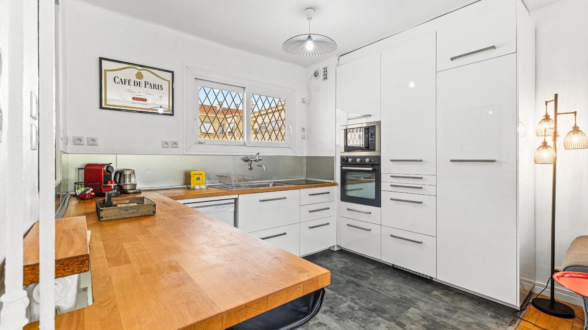 Apartment Comfortable & Bright 2 Bedroom