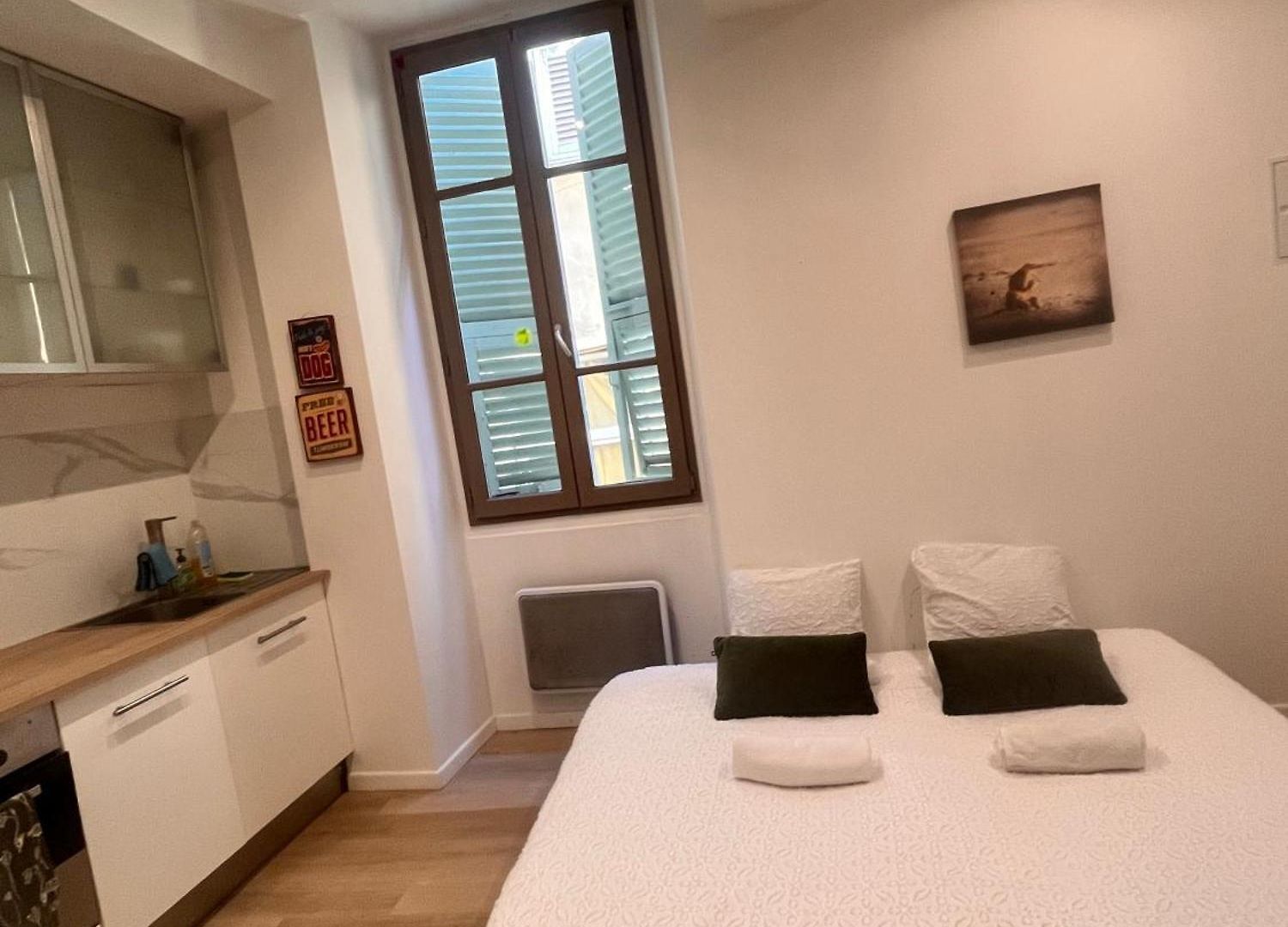Apartment Au Coeur Du Vieux Et A 5 Min De La Nice