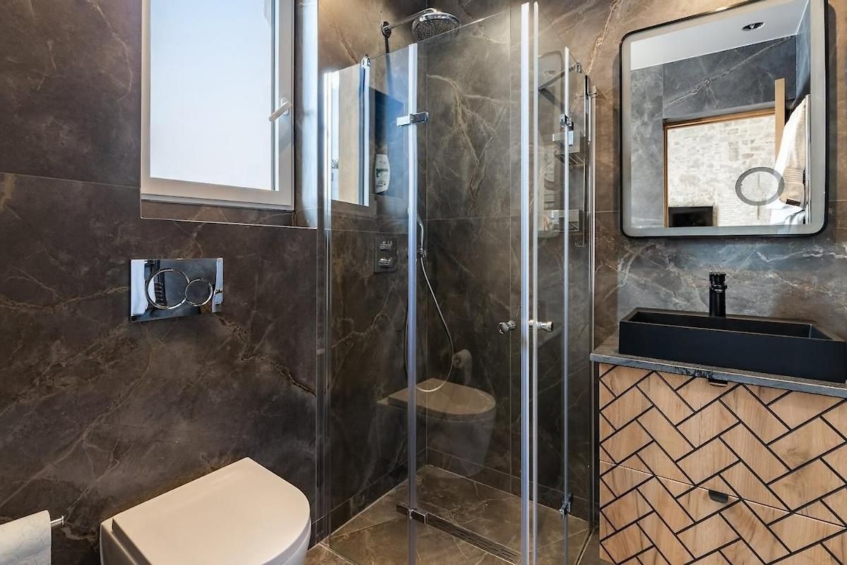 Garibaldi Elegant Duplex With A Soothing View Ac Apartment