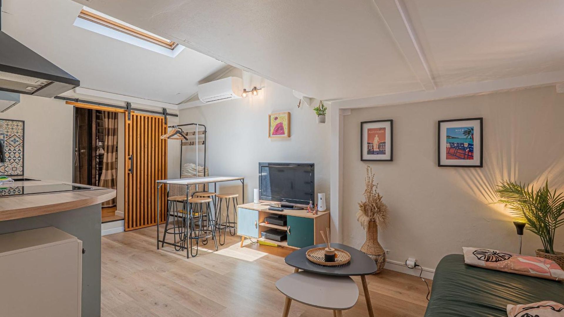 Apartment Loft Lumineux Climatise Port & Vieux-nice A Pied *