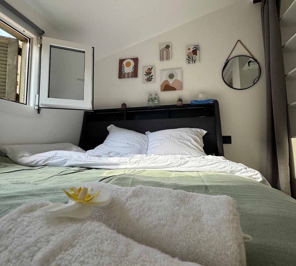 Charming New For 4 People - Garibaldi & Tram Apartment *