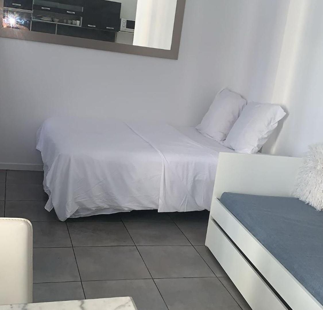 Cosy Gare Apartment *