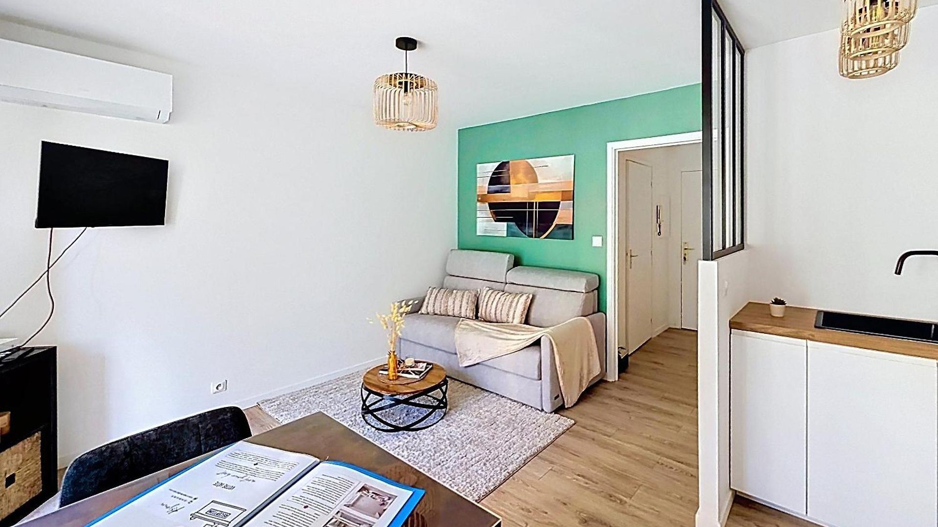 Proche De Toutes Commodites - Ouest Apartment
