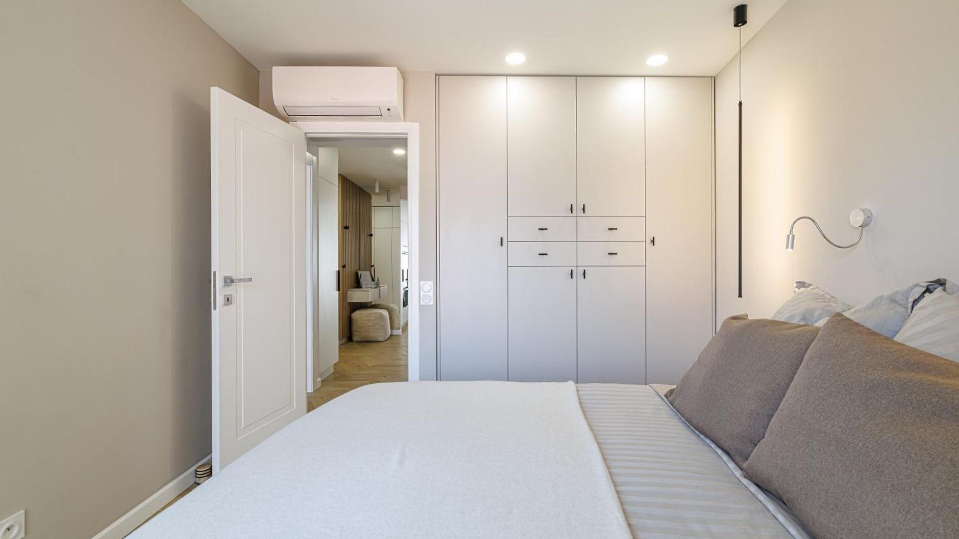La Vie Riviera Apartment