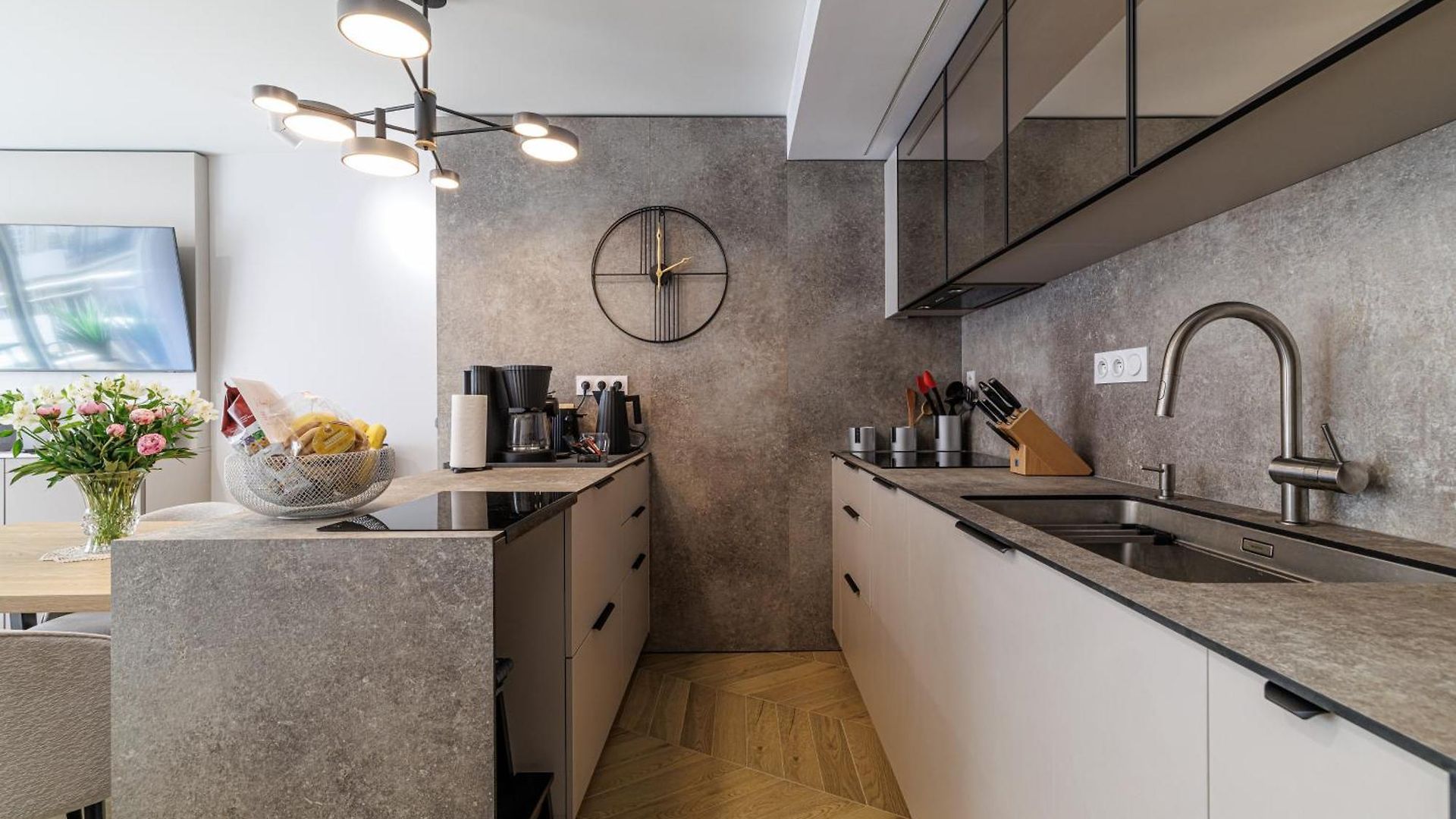 La Vie Riviera Apartment