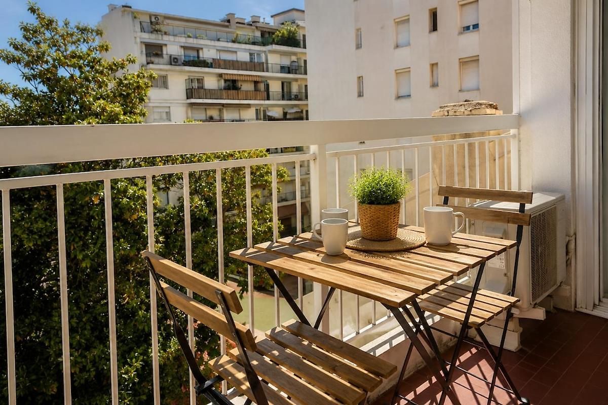 Apartment Fully Equipped With Comfortable Ac *
