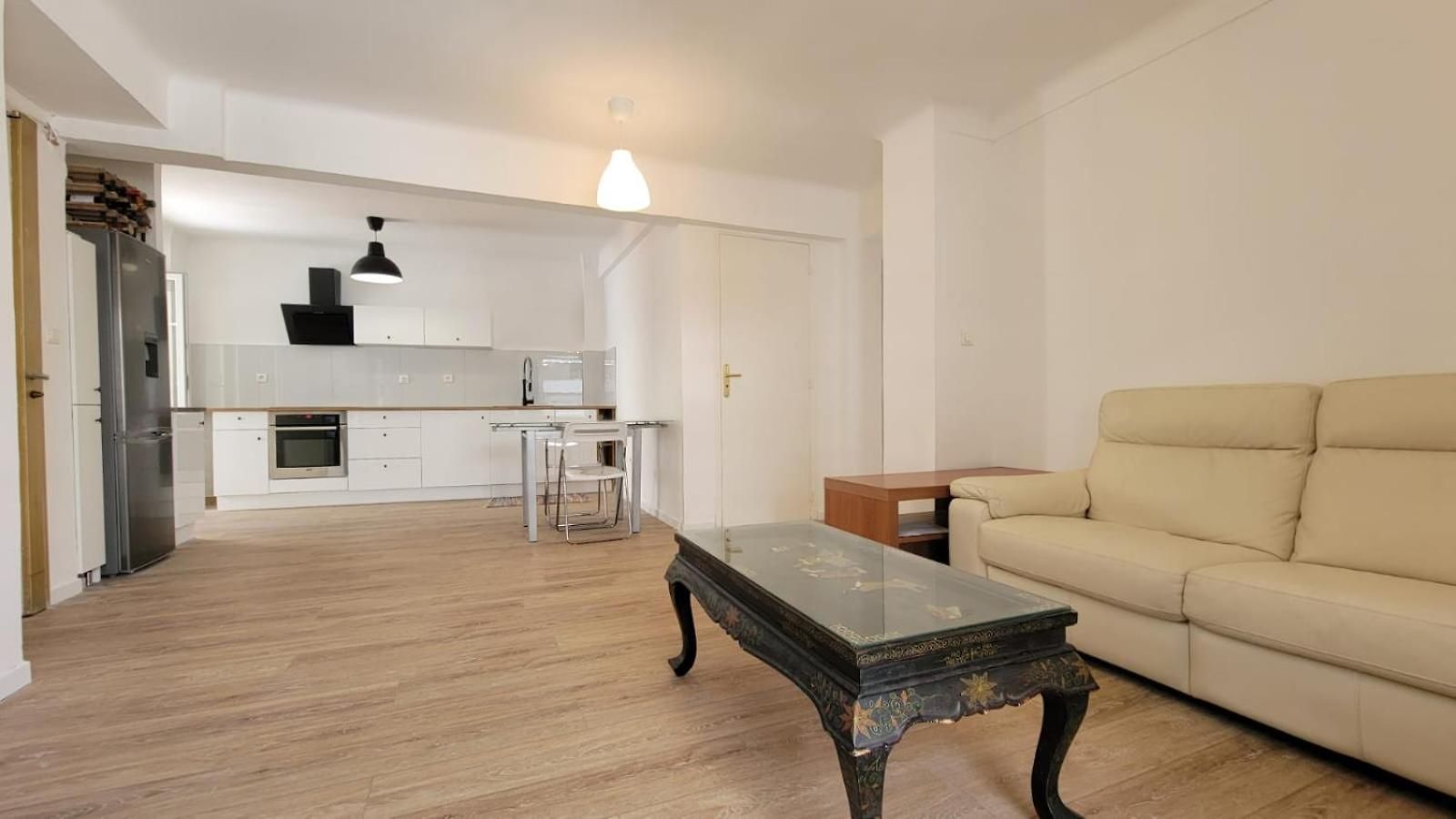 Magnifique 3 Pieces, Idealement Situe Et Bien Equipe Apartment *